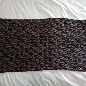 Michael Kors women's knit cowl scarf black & tan